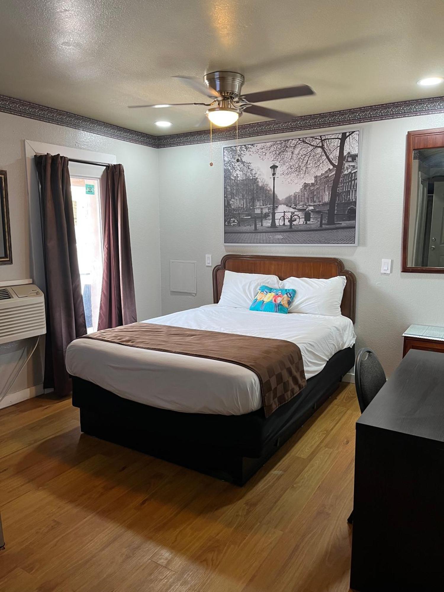 نازف سبرينغز Outpost Motel المظهر الخارجي الصورة